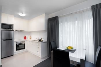 Best Western Fawkner Suites & Serviced Apartments - Hotel Gold Coast 19