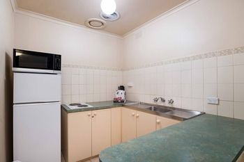 Best Western Fawkner Suites & Serviced Apartments - Hotel Gold Coast 51