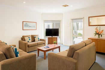 Apartments @ Kew Walpole Gardens - Kew Serviced Townhouses - Hotel Gold Coast 6