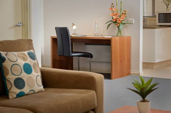 Apartments @ Kew Walpole Gardens - Kew Serviced Townhouses - Hotel Gold Coast 11