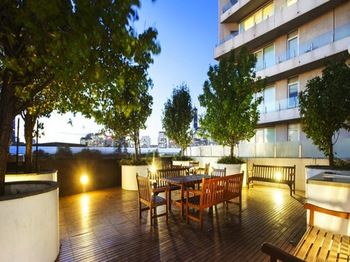 Alpha Apartments Melbourne - Hotel Gold Coast 9