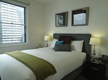 Alpha Apartments Melbourne - Hotel Gold Coast 10