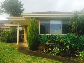 Australian Home Away @ East Doncaster Andersons Creek 1 - Hotel Gold Coast 2