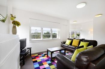 Albert Road Serviced Apartments - Hotel Gold Coast 3
