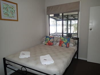 Dungowan Waterfront Apartments - Hotel Gold Coast 11