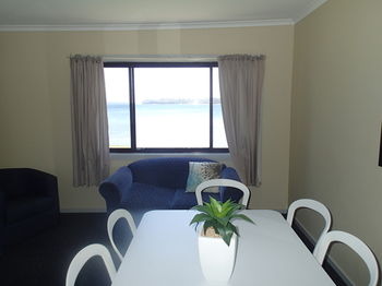 Dungowan Waterfront Apartments - Hotel Gold Coast 183