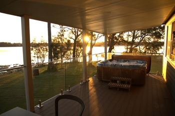 Dungowan Waterfront Apartments - Hotel Gold Coast 251