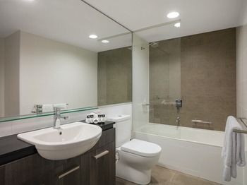 Adina Apartment Hotel Sydney Airport - Hotel Gold Coast 7