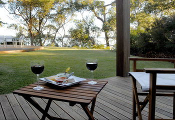 By The Beach B&B And Apartments - Hotel Gold Coast 16