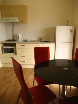 Australian Motor Homes Tourist Park - Hotel Gold Coast 2