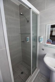 Across Country Motel And Serviced Apartments - Hotel Gold Coast 13
