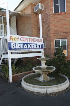 Across Country Motel And Serviced Apartments - Hotel Gold Coast 23