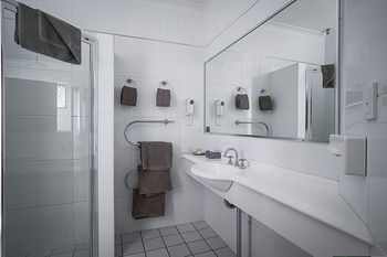Akuna Motor Inn And Apartments - Hotel Gold Coast 23