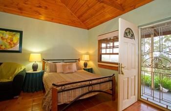 Bimbadeen Mountain Retreat - Hotel Gold Coast 3
