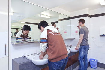 Melbourne Metro YHA - Hostel - Hotel Gold Coast 7