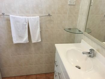 Town & Country Motel - Hotel Gold Coast 0