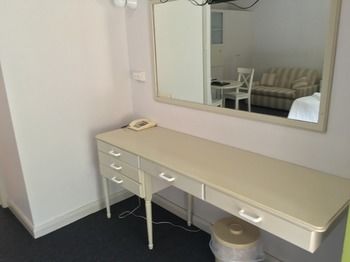 Town & Country Motel - Hotel Gold Coast 11