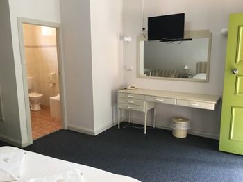 Town & Country Motel - Hotel Gold Coast 14