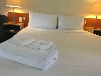 Waterview Gosford Motor Inn - Hotel Gold Coast 7