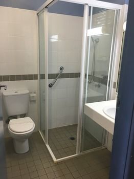 Waterview Gosford Motor Inn - Hotel Gold Coast 16
