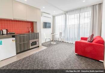 City Edge Box Hill - Hotel Gold Coast 15