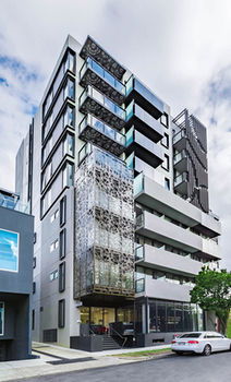 City Edge Box Hill - Hotel Gold Coast 16