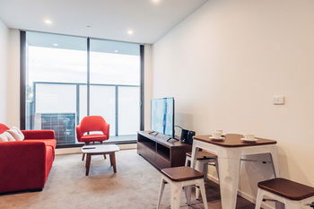 City Edge Box Hill - Hotel Gold Coast 28