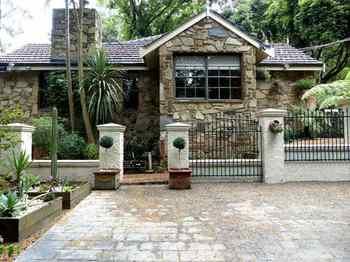 Aquila Nova Retreat - Hotel Gold Coast 1