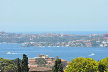 Neutral Bay 63 Ben Furnished Apartment - Hotel Gold Coast 5