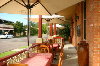 CBC Bed & Breakfast & Cafe - Hotel Gold Coast 0