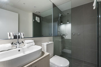 Playhouse Apartments - Hotel Gold Coast 4
