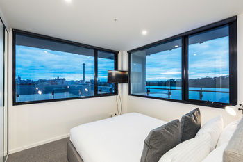 Playhouse Apartments - Hotel Gold Coast 13