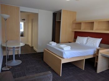 RMIT Village - Hotel Gold Coast 22
