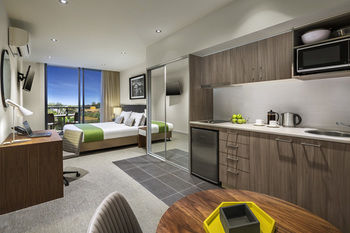 Quest Dandenong Central - Hotel Gold Coast 2