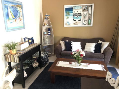 Beach House Redcliffe - Hotel Gold Coast 3