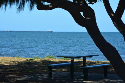 Beach House Redcliffe - Hotel Gold Coast 4