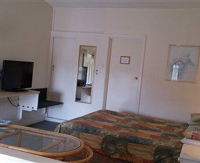 Abel Tasman Airport Motor Inn - Hotel Gold Coast 1