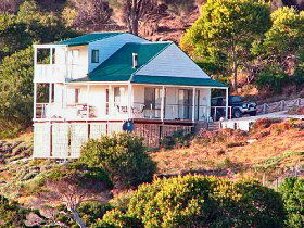 Flinders Island TAS Hotel Gold Coast