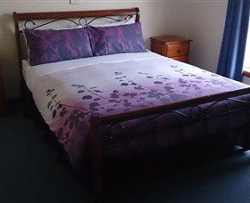 All Inn Strahan Holiday Units - Hotel Gold Coast 1