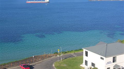 Clifftop Accommodation Portland Victoria - Hotel Gold Coast 1
