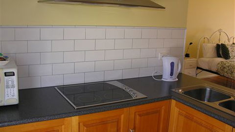 Clifftop Accommodation Portland Victoria - Hotel Gold Coast 6
