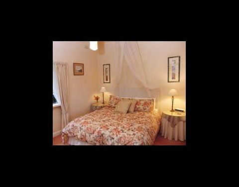 A Country House At Winstanley - Hotel Gold Coast 0