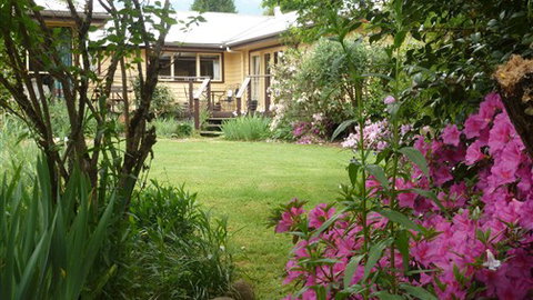 Annie's Garden Retreat - Hotel Gold Coast 1