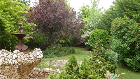Annie's Garden Retreat - Hotel Gold Coast 3