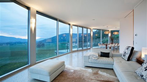 Feathertop Chateau - Hotel Gold Coast 3