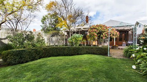 Avalon Guesthouse - Hotel Gold Coast 6