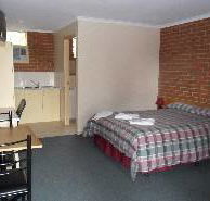 1st T Motel