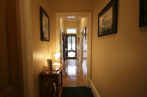 Airleigh Rose Cottage - Hotel Gold Coast 1