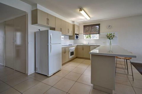 Albacore Apartments - Hotel Gold Coast 3