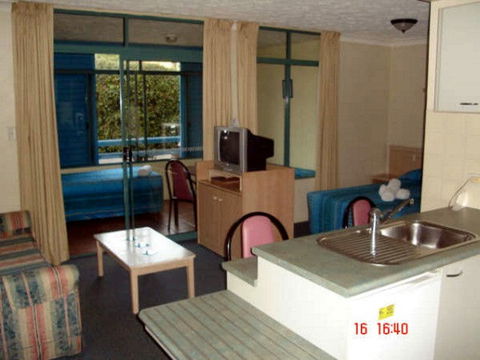 Albion Manor Motel & Serviced Apartments - Hotel Gold Coast 1